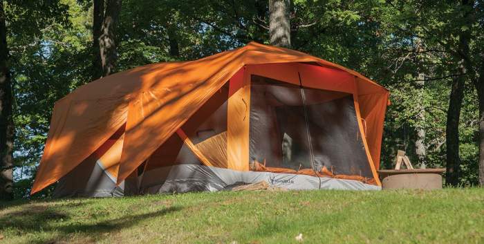 Gazelle 26800 T4-Plus Pop-Up Portable Camping Hub Tent.