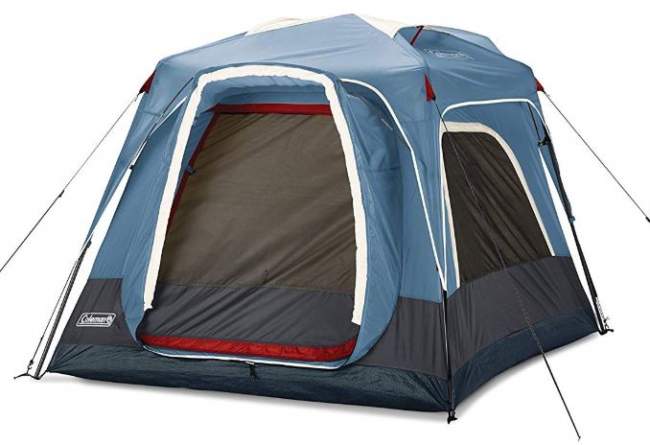 This is the 3-person tent's rear side and the door for connection with the 6-person tent.