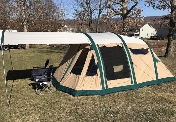 Huge awning supported by two classic poles.