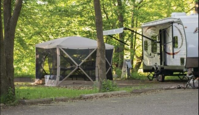 Place for cooking and dining in the camp.