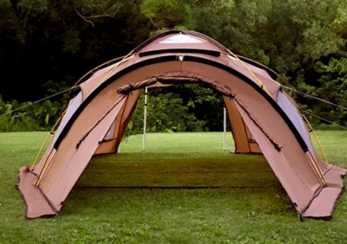 View through the shell tent from the rear side.