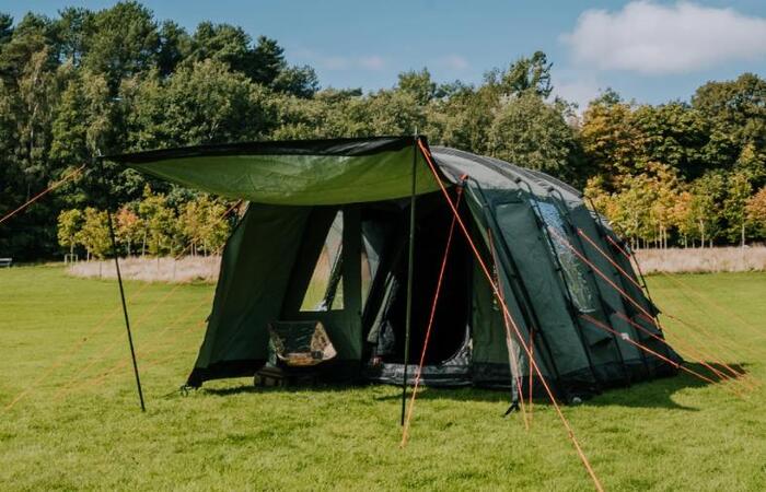 Awning configuration with included poles.